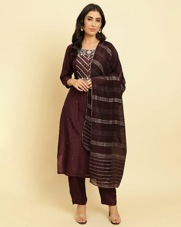 Varanga Women Purple embroidered straight kurta paired with tonal bottom and dupatta